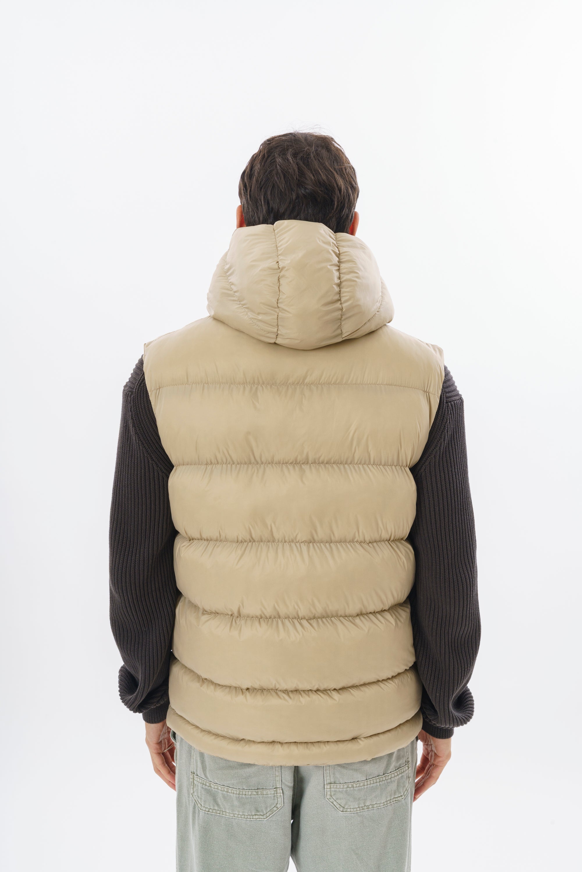 ROSSPALL Premium Puffer Vest – Timeless Warmth and Effortless Style