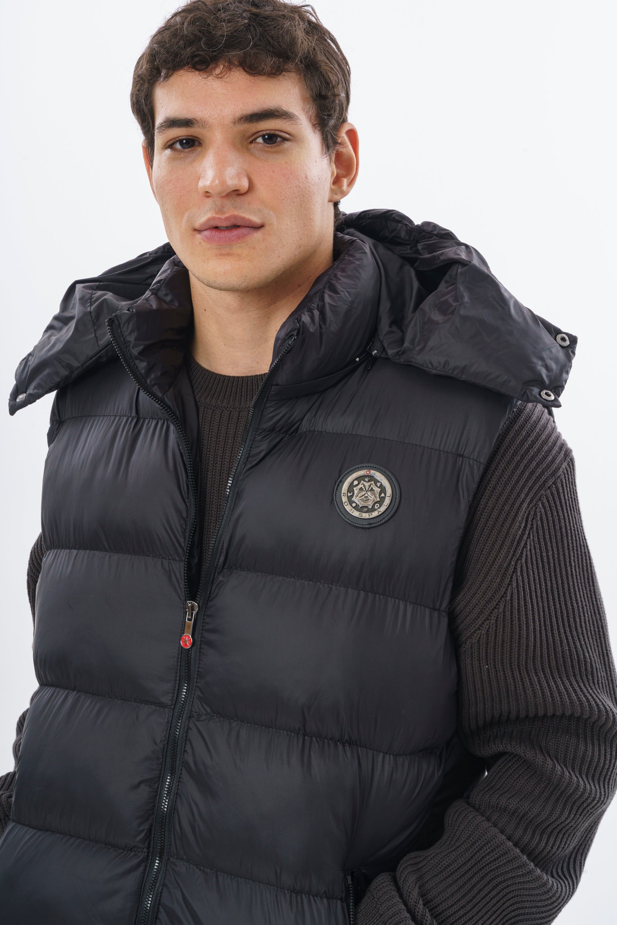 ROSSPALL Premium Puffer Vest – Timeless Warmth and Effortless Style