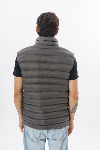 ROSSPALL Elevated Puffer Vest – Soft-Touch Finish & Refined Details